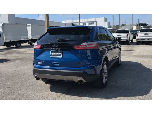 Used 2024 Ford Edge Titanium image 8