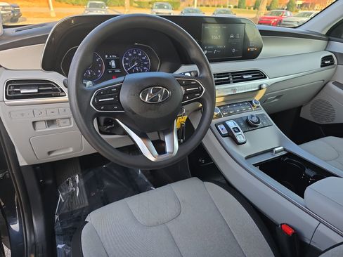 Used 2022 Hyundai Palisade SE w/ Cargo Package image 18