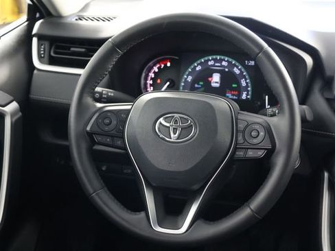 Used 2024 Toyota RAV4 XLE w/ Convenience Package AWD/4WD image 10