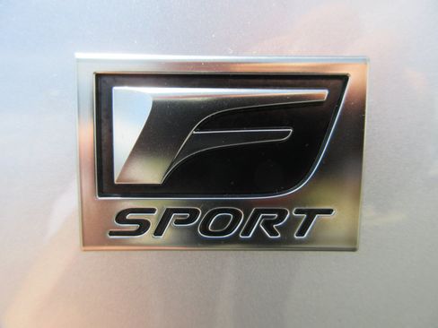 Used 2026 Lexus TX 500h AWD image 3