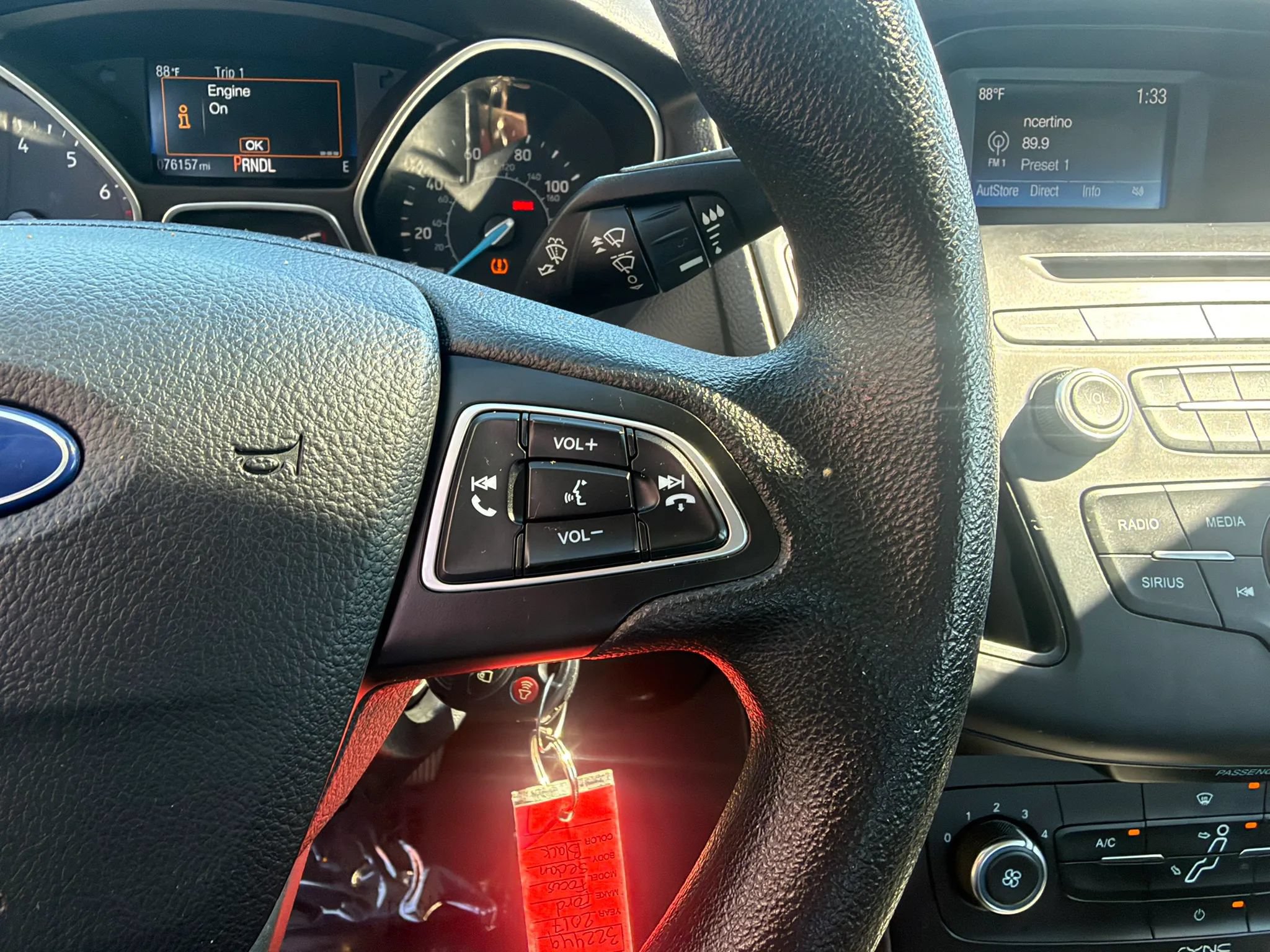 Used 2017 Ford Focus SE FWD image 18