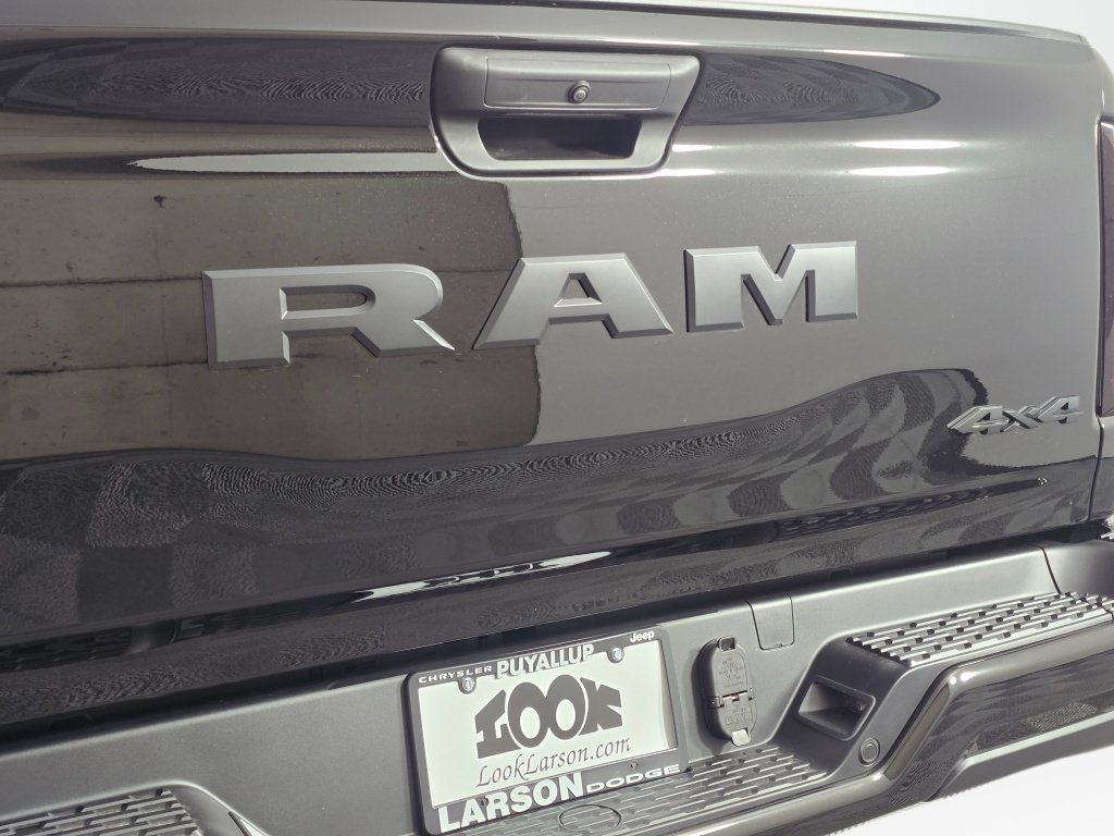 New 2026 RAM 1500 Express AWD/4WD image 17
