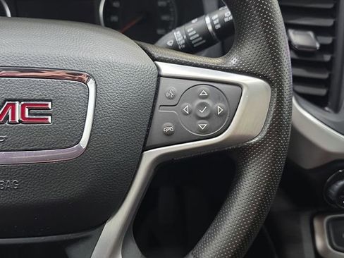 Used 2023 GMC Acadia SLE w/ Driver Convenience Package image 17