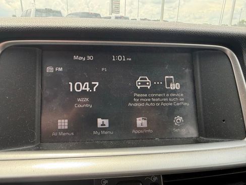 Used 2020 Kia Optima S w/ Paint Protection Package FWD image 10