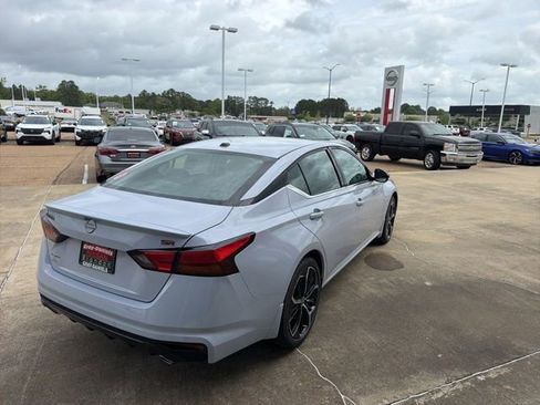New 2026 Nissan Altima 2.5 SR image 4