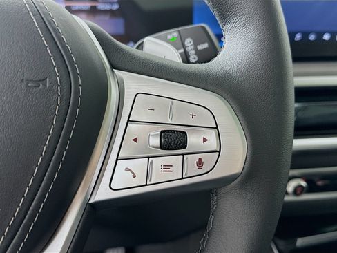New 2027 BMW X7 xDrive40i w/ Premium Package AWD/4WD image 19