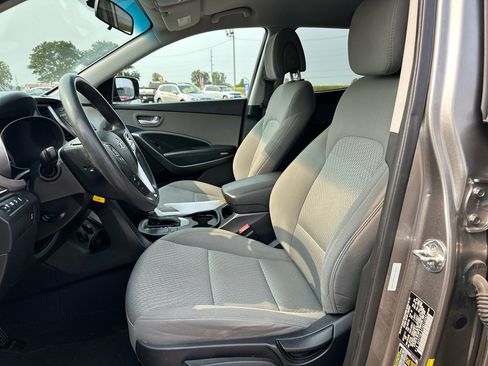 Used 2018 Hyundai Santa Fe Sport image 11