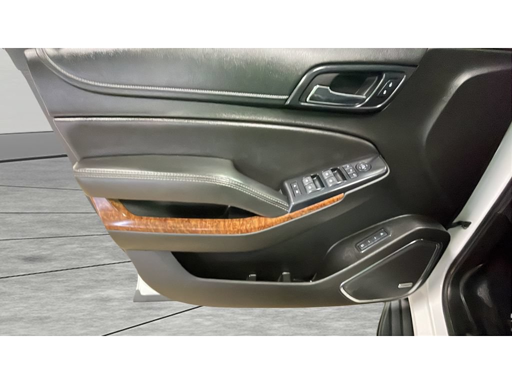 Used 2018 Chevrolet Tahoe Premier AWD/4WD image 10