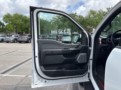 Used 2023 Ford F150 Raptor w/ Raptor Carbon Fiber Package AWD/4WD image 15