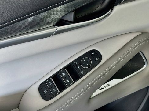 Certified 2026 INFINITI QX60 Luxe w/ Cargo Package FWD image 18