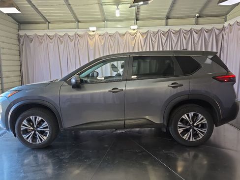 Used 2023 Nissan Rogue SV AWD/4WD image 6