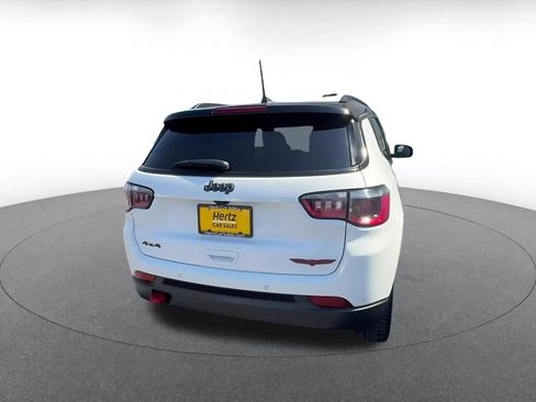 Used 2025 Jeep Compass Trailhawk AWD/4WD image 14