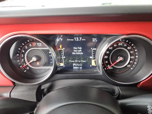 Used 2021 Jeep Wrangler Unlimited Rubicon w/ Xtreme Recon 35" Tire Package image 26