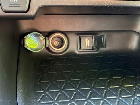 Used 2021 Toyota RAV4 LE FWD image 26