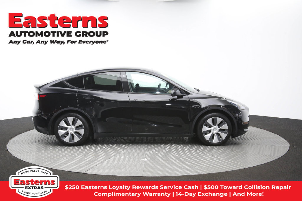 Used 2021 Tesla Model Y Long Range AWD/4WD image 42