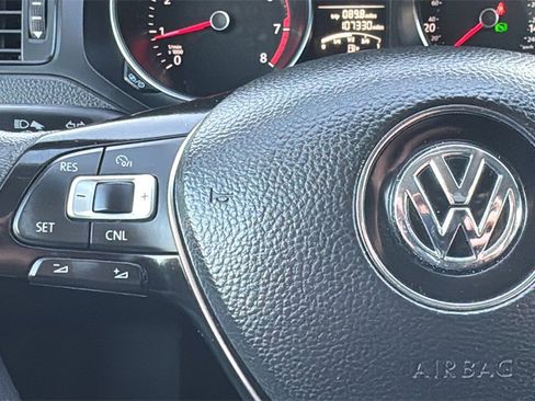 Used 2015 Volkswagen Jetta S image 27