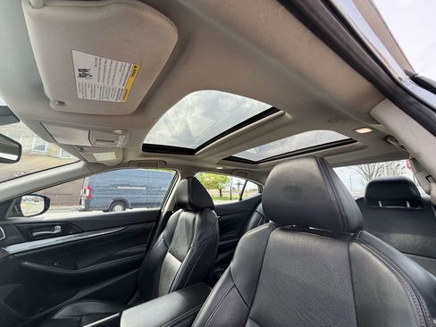 Used 2022 Nissan Maxima SL image 13