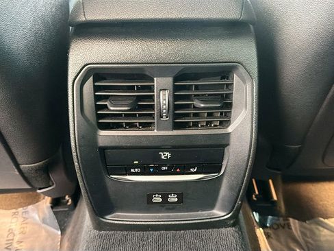 Used 2021 BMW 330i Sedan w/ Convenience Package image 19