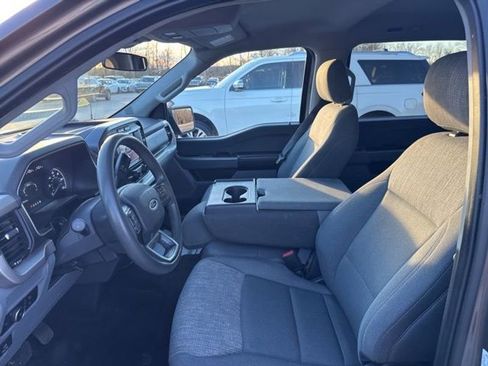 Used 2021 Ford F150 XLT image 10
