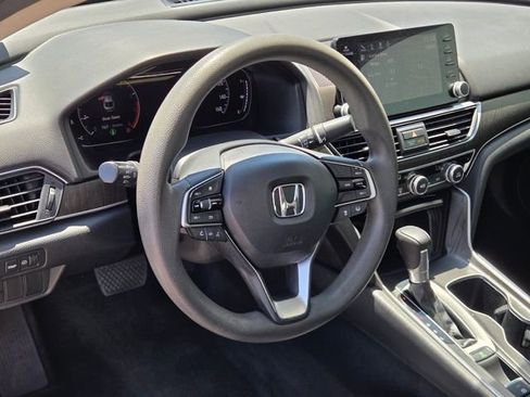 Used 2020 Honda Accord EX image 18