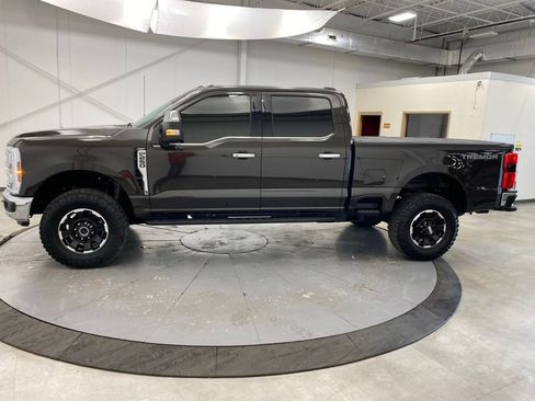 Used 2025 Ford F250 Lariat w/ Lariat Ultimate Package AWD/4WD image 4