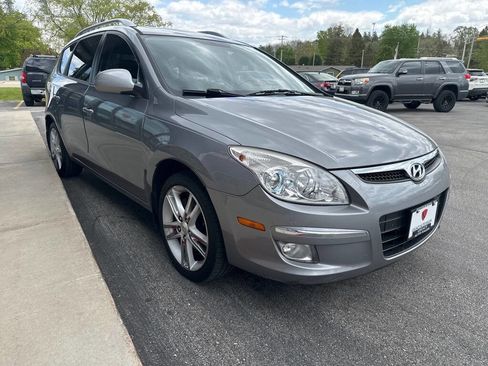 Used 2012 Hyundai Elantra FWD image 5
