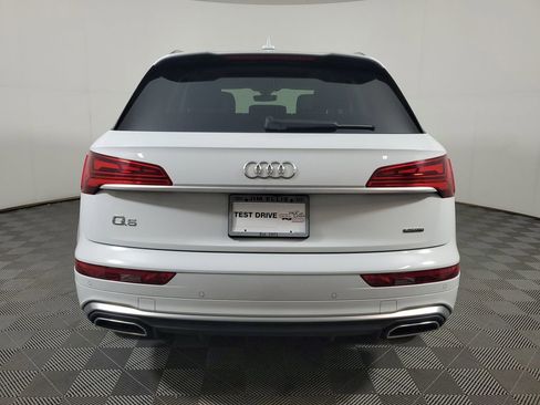 Used 2024 Audi Q5 2.0T Premium w/ Convenience Package AWD/4WD image 5