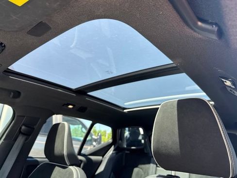 Used 2024 Volvo XC40 Recharge Ultimate w/ Protection Package Premier AWD/4WD image 10
