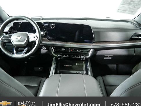 Certified 2025 Chevrolet Tahoe LT RWD image 20