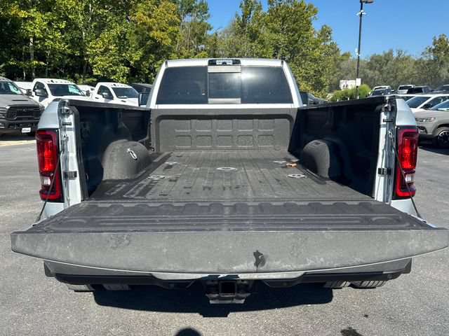 Used 2026 RAM 3500 Tradesman AWD/4WD image 11