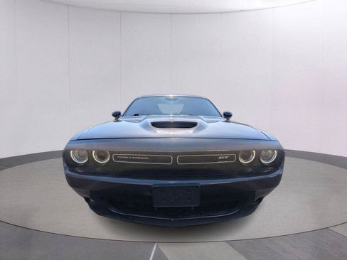 Used 2022 Dodge Challenger GT RWD image 8
