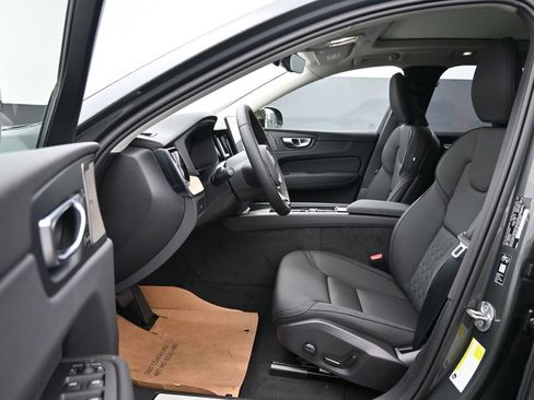 New 2026 Volvo XC60 B5 Plus w/ Climate Package AWD/4WD image 11