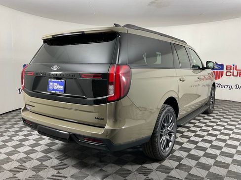 New 2026 Ford Expedition Max Platinum w/ Stealth Appearance Package AWD/4WD image 3