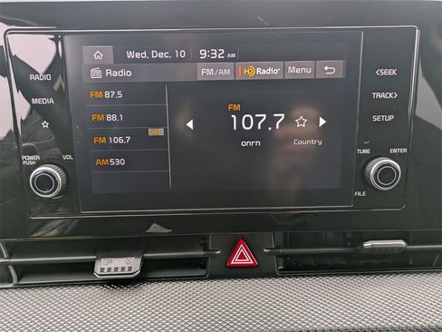 Used 2023 Kia Sportage LX image 22