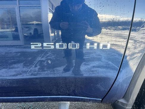 Certified 2022 Chevrolet Silverado 2500 Custom w/ Gooseneck/5TH Wheel Package AWD/4WD image 39
