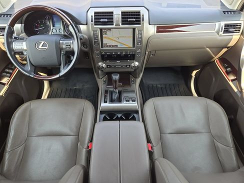 Used 2018 Lexus GX 460 Premium AWD/4WD image 26