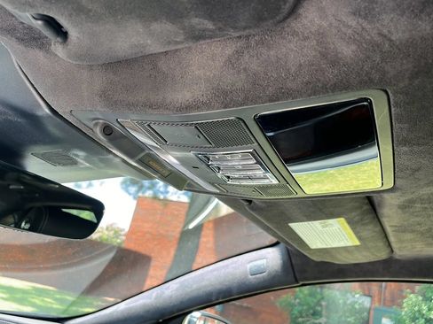 Used 2019 Jaguar XJ AWD image 15