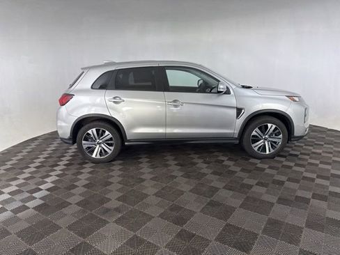 Used 2025 Mitsubishi Outlander Sport ES image 5