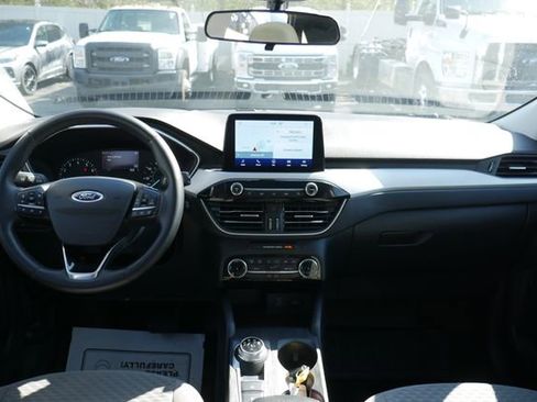 Used 2022 Ford Escape SE w/ SE Sport Appearance Package AWD/4WD image 6