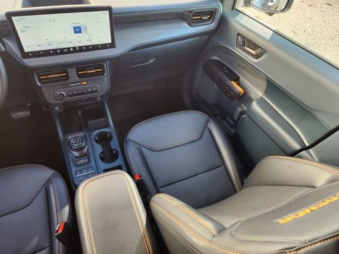 Used 2025 Ford Maverick Tremor image 16
