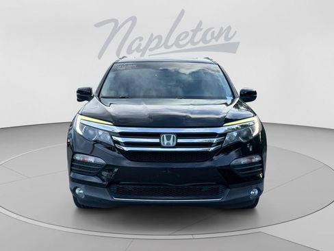 Used 2018 Honda Pilot Touring image 9