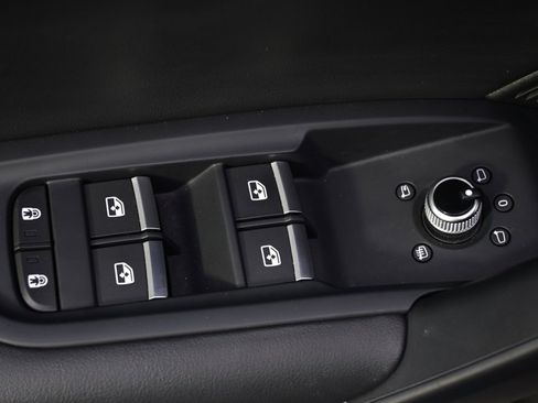 Used 2022 Audi Q5 e Prestige image 23