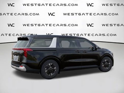 New 2026 Kia Carnival LXS FWD image 8