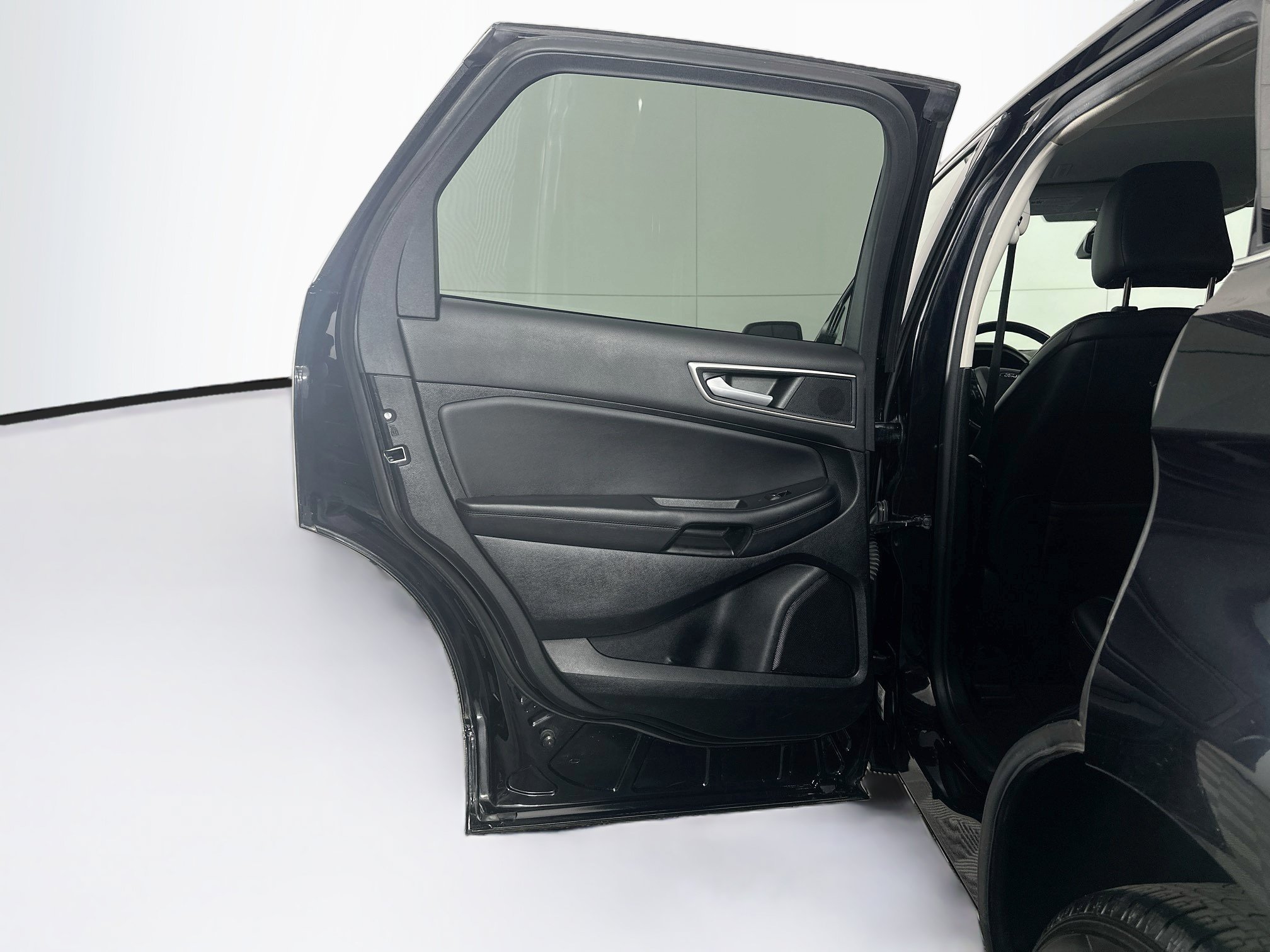 Used 2022 Ford Edge SEL AWD/4WD image 26