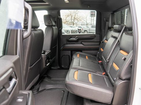 Used 2024 GMC Sierra 2500 AT4 w/ AT4 Premium Plus Package image 13