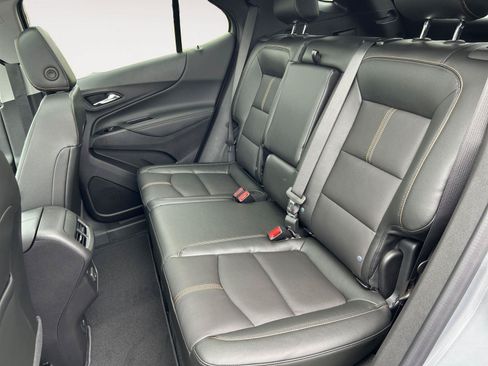 Used 2024 Chevrolet Equinox Premier AWD/4WD image 18
