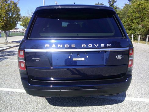 Used 2020 Land Rover Range Rover HSE image 21