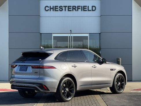 Used 2026 Jaguar F-PACE R-Dynamic S AWD/4WD image 2