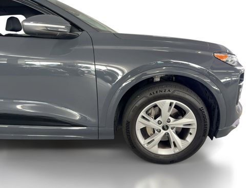 Certified 2025 Audi Q6 e-tron Premium w/ Convenience Package image 12