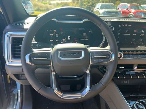 New 2026 GMC Canyon Denali image 11